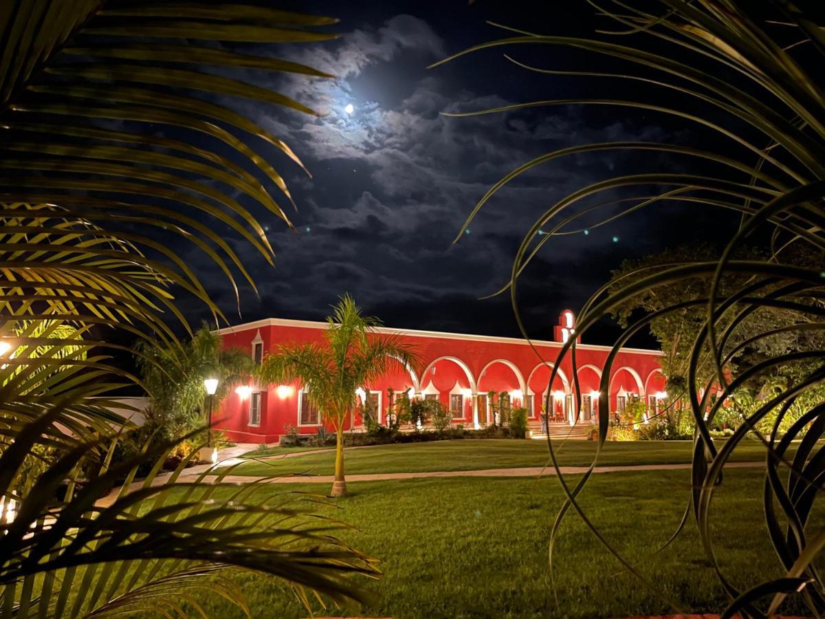 Hacienda Maria Elena Yucatan Hotel ตีคัล ภายนอก รูปภาพ