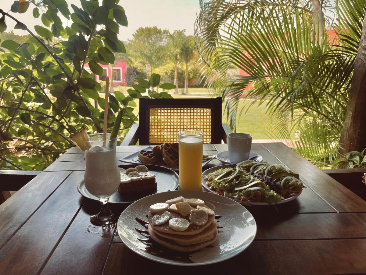 Hacienda Maria Elena Yucatan Hotel ตีคัล ภายนอก รูปภาพ